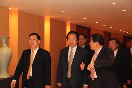 四川、全國政協常委率團來訪