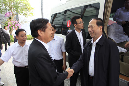 江蘇省委副書記率經貿團來訪