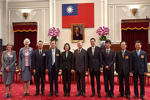 商總理監事團隊台灣企業精英拜會總統蔡英文